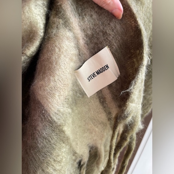 Steve Madden Olive and Beige Plaid Fringe Scarf - Picture 5 of 5